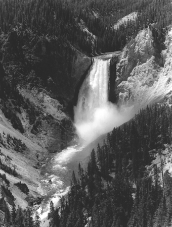 bw lower falls yellowstone